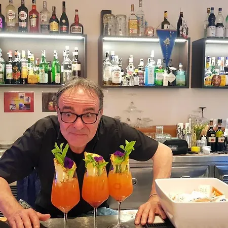 地中海酒店 4*