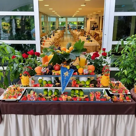 Hotel Mediterraneo 4*