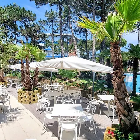 Hotel Mediterraneo 4*