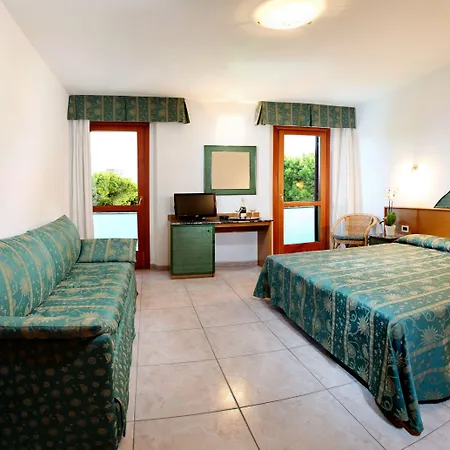 Mediterraneo 4*