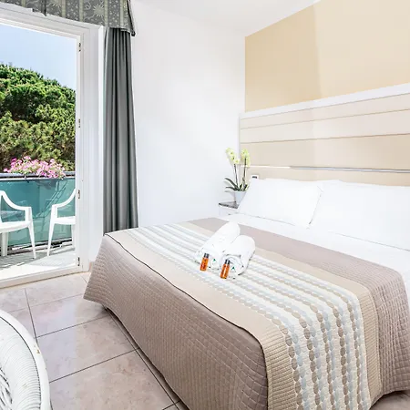 Mediterraneo 4* لينانو سابيادورو