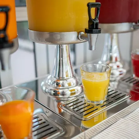 فندق Mediterraneo