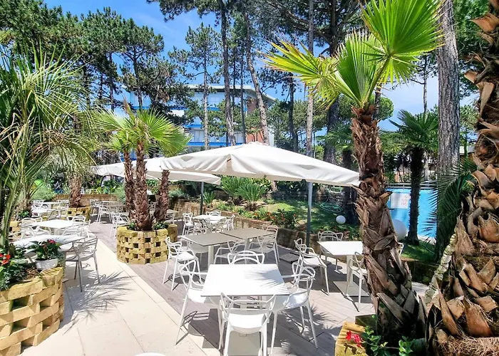 Hotel Mediterraneo 4*