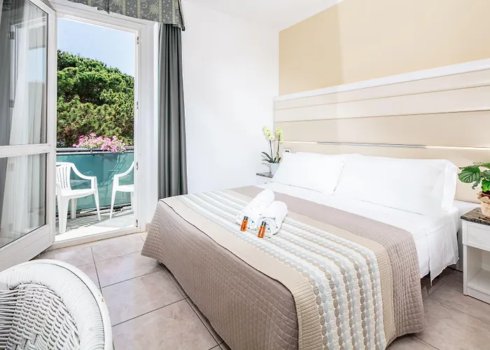 Mediterraneo 4* لينانو سابيادورو